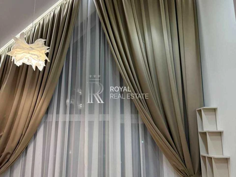 Будинок. Буча, Євгена Коновальця вул.