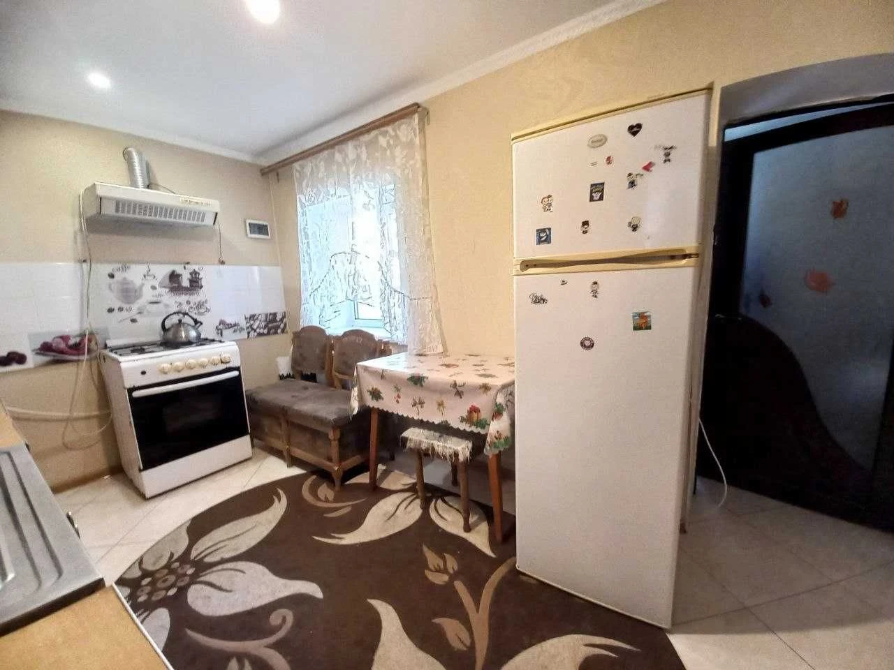 Продаж будинку зі зручностями по вул Коцюбинського в м. Жмер