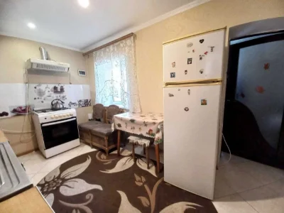 Продаж будинку зі зручностями по вул Коцюбинського в м. Жмер