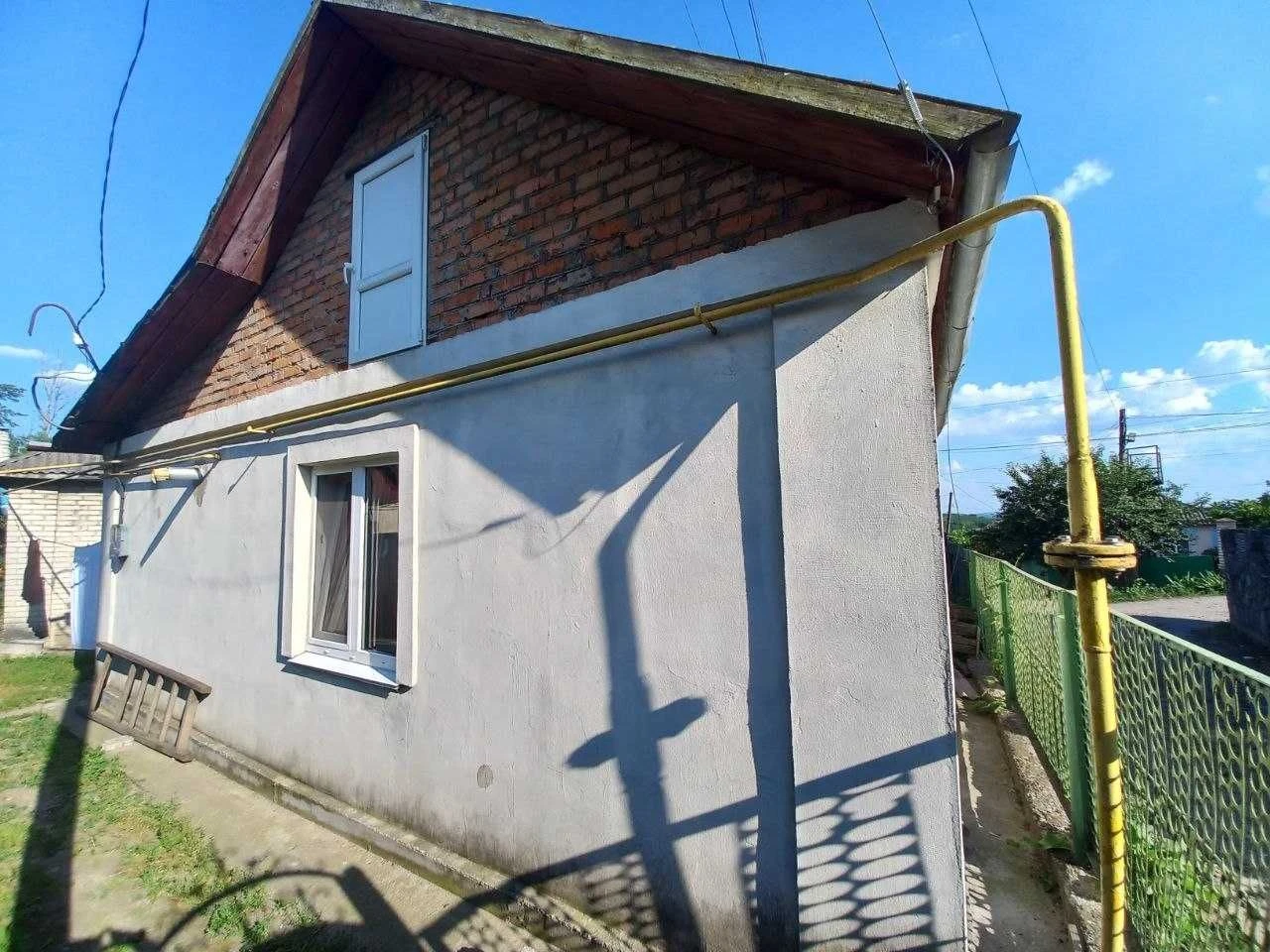 Продаж будинку зі зручностями по вул Коцюбинського в м. Жмер