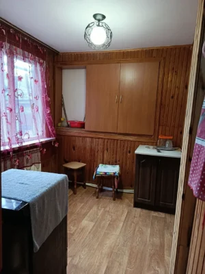 Продається частина будинку в Центрі
