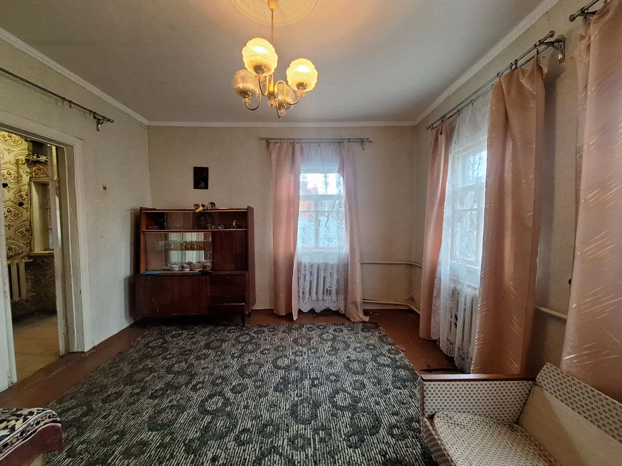 Будинок 80 м +10 соток (ДІЛИТЬСЯ ) в центральному районі м.Б