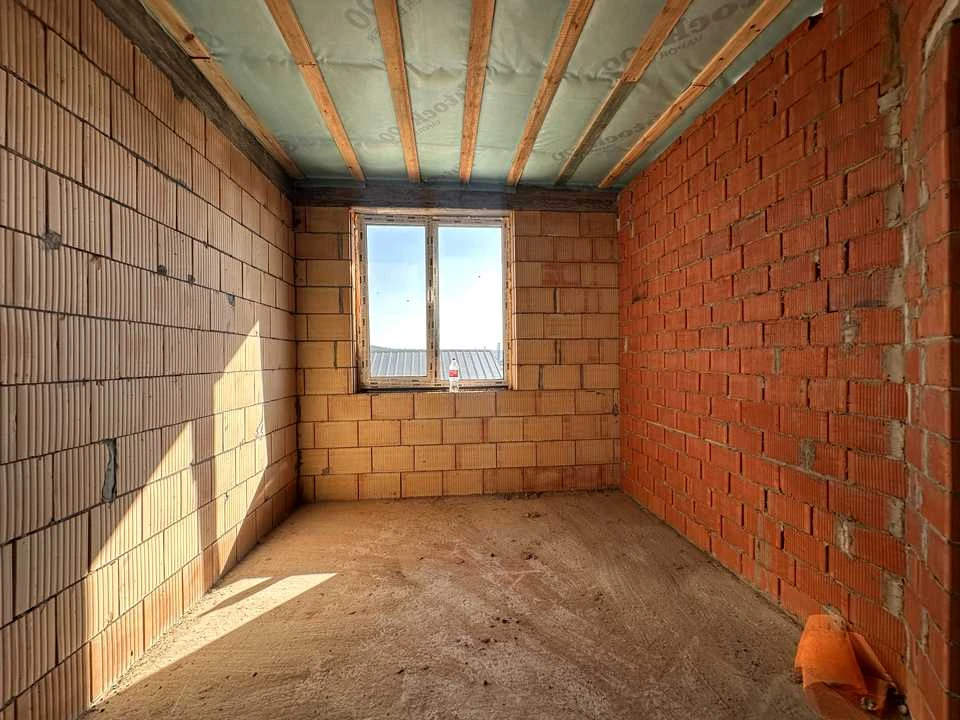 Будинок. Ірпінь, Райдужна