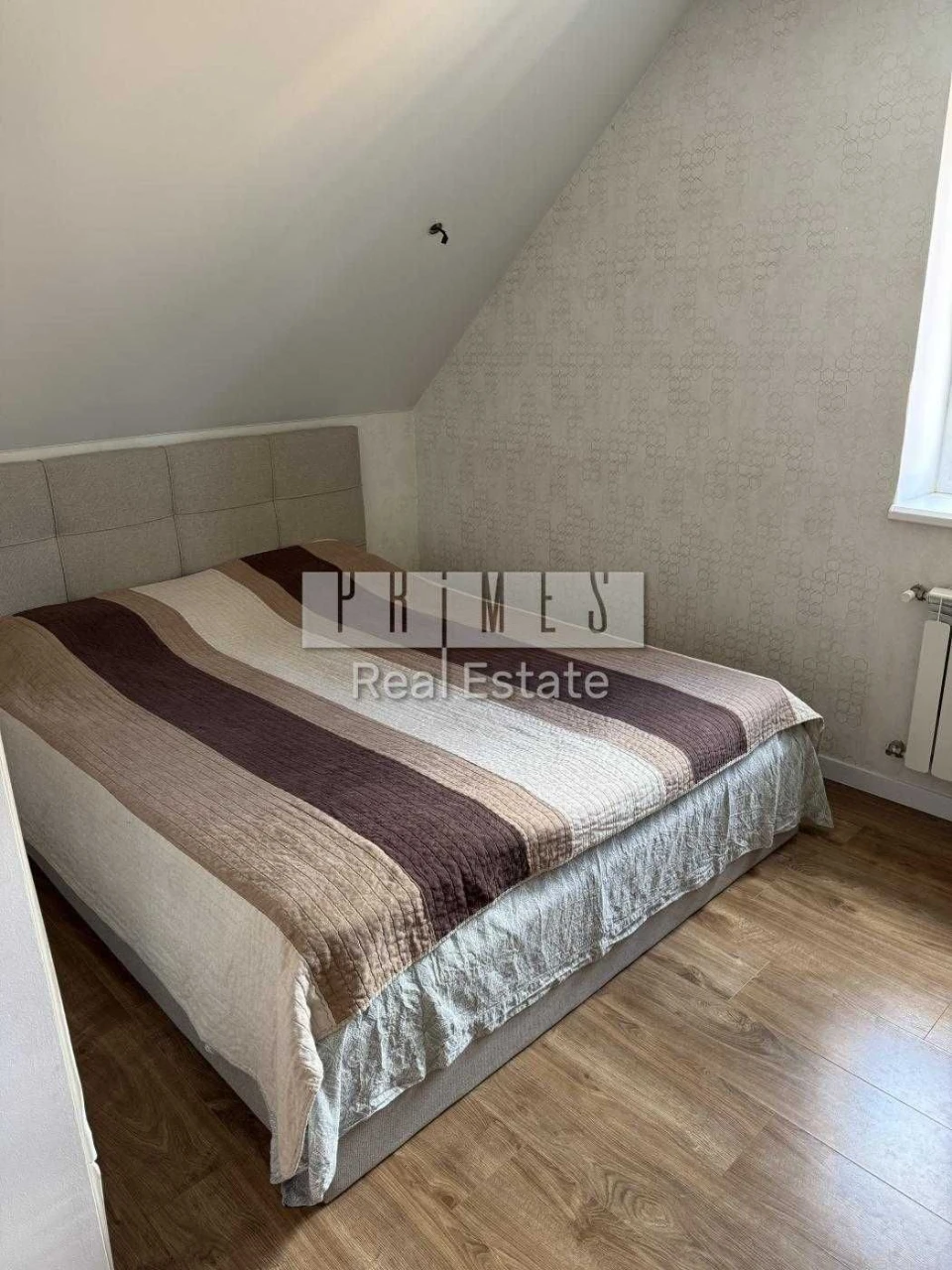 Продаж садиби із 2х будинків на 15 сотках в ЖМ Луквиця, Обух