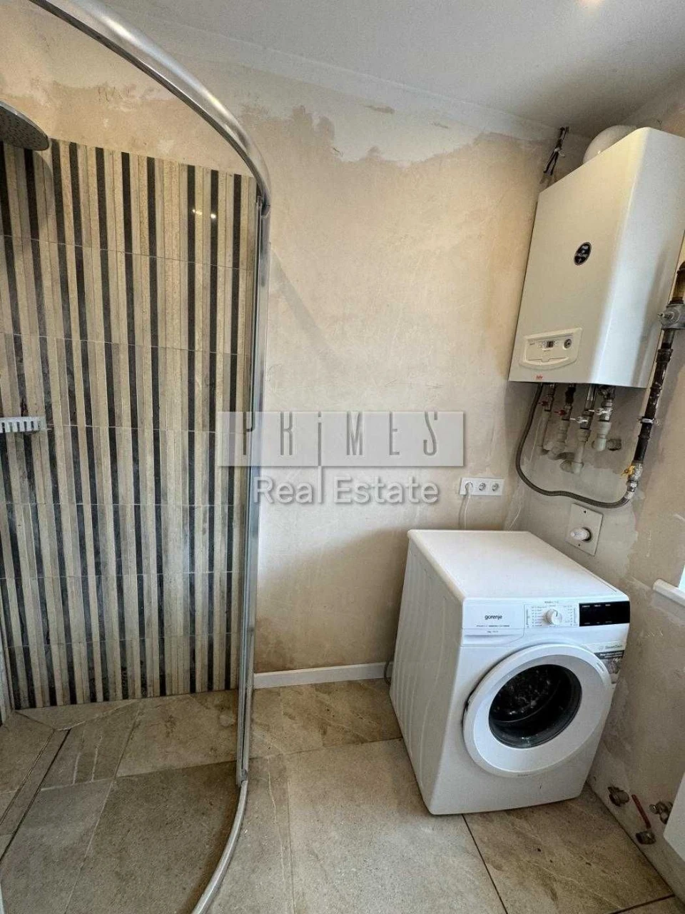 Продаж садиби із 2х будинків на 15 сотках в ЖМ Луквиця, Обух