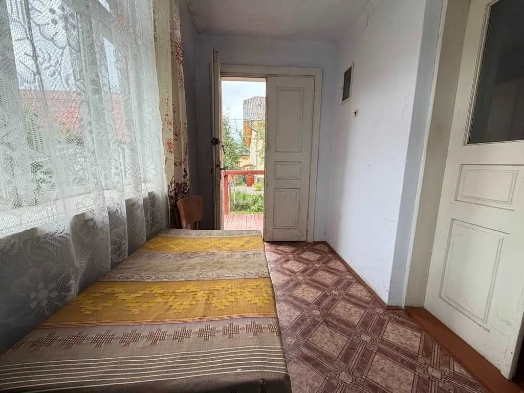 Продається частина будинку у передмісті Стрия