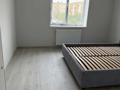 Квартира. Ужгород, Олександра Богомольця вул., (Будинок 1)