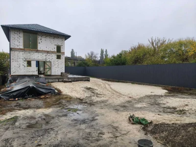Продаж будинку в Крюкові біля мосту []