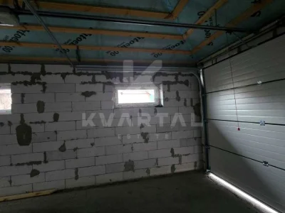 Будинок. Буча, Набережна вул.
