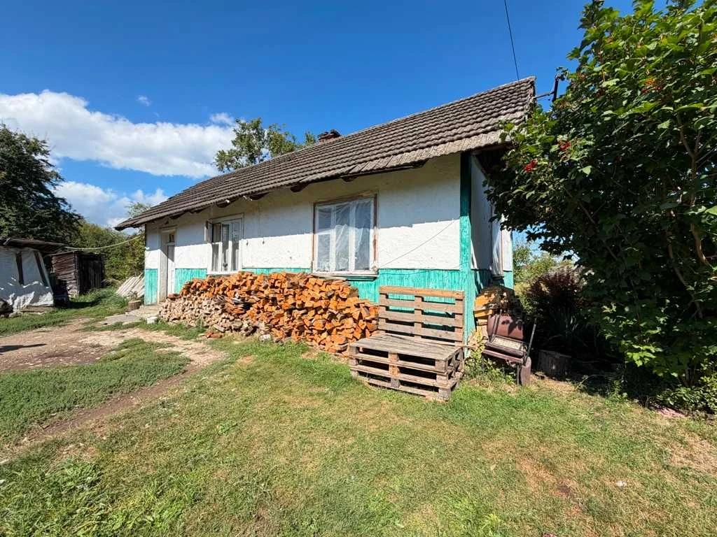 Продаж будинку поблизу м Моршин у с Лисовичі