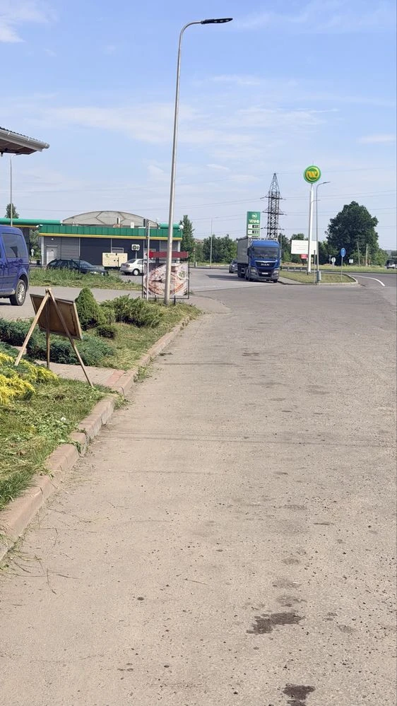 Земельна ділянка під склад,виробниче приміщення.