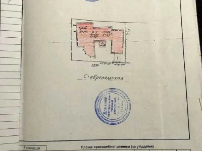Будинок. Київ, Черняховського вул.