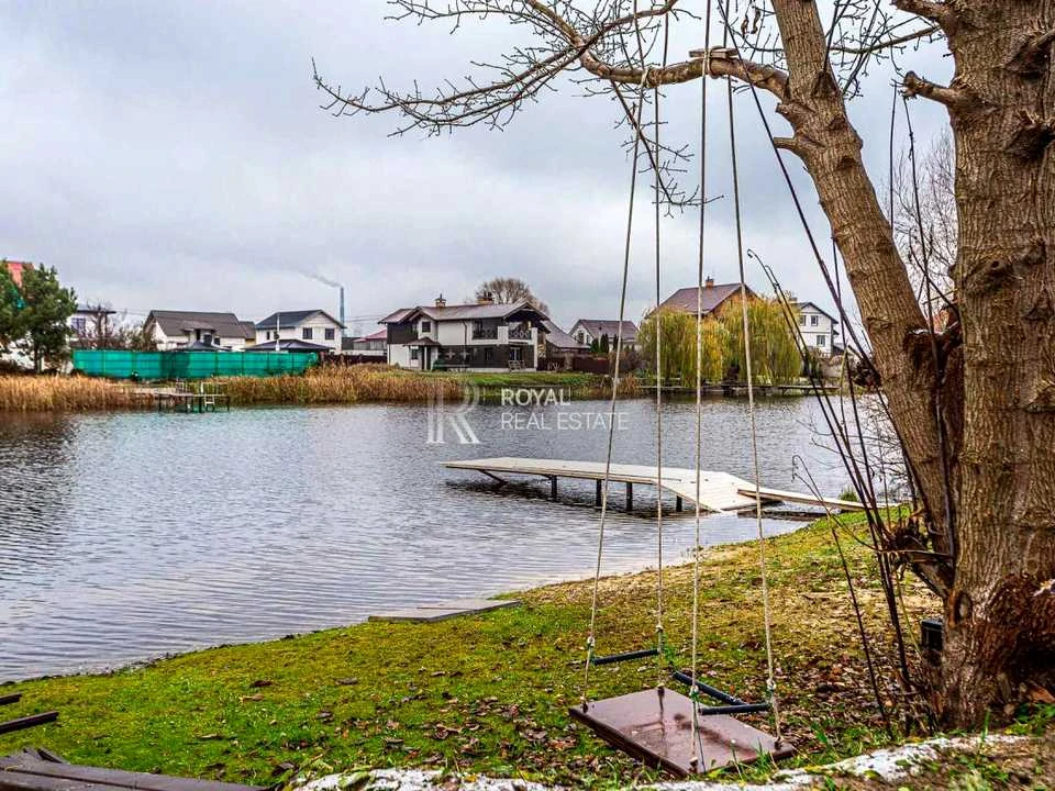 Будинок. Київ, Орхідейна вул.