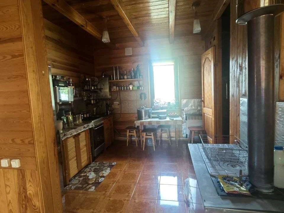 Будинок. Київ, Берестейський просп.