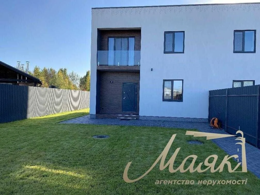 Продаж дуплексу на Осокорках / 6 соток / 50м від OSOCOR Beac