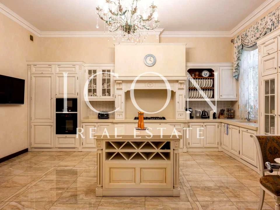 Будинок. Київ, Вільшанська вул.