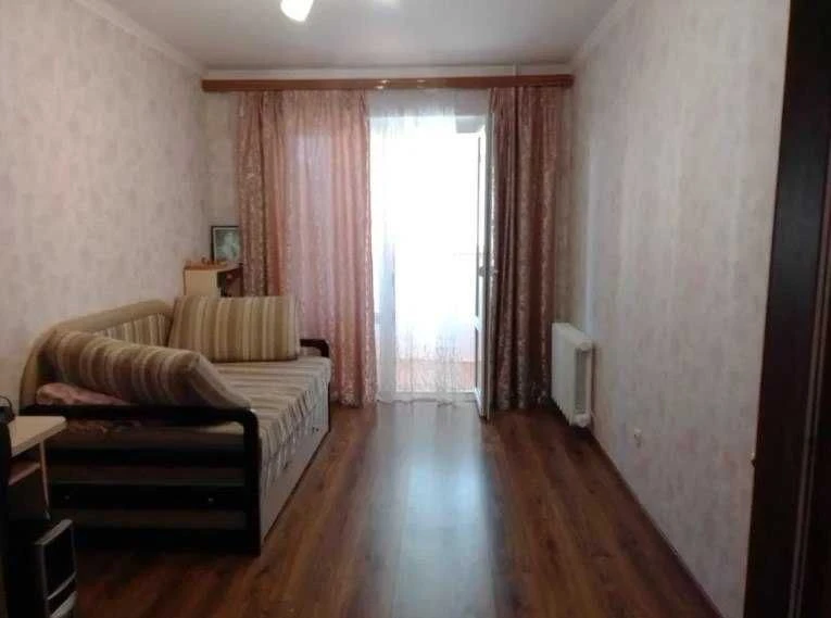 Продам 3-кімнатну квартиру з гардеробною, три лоджії