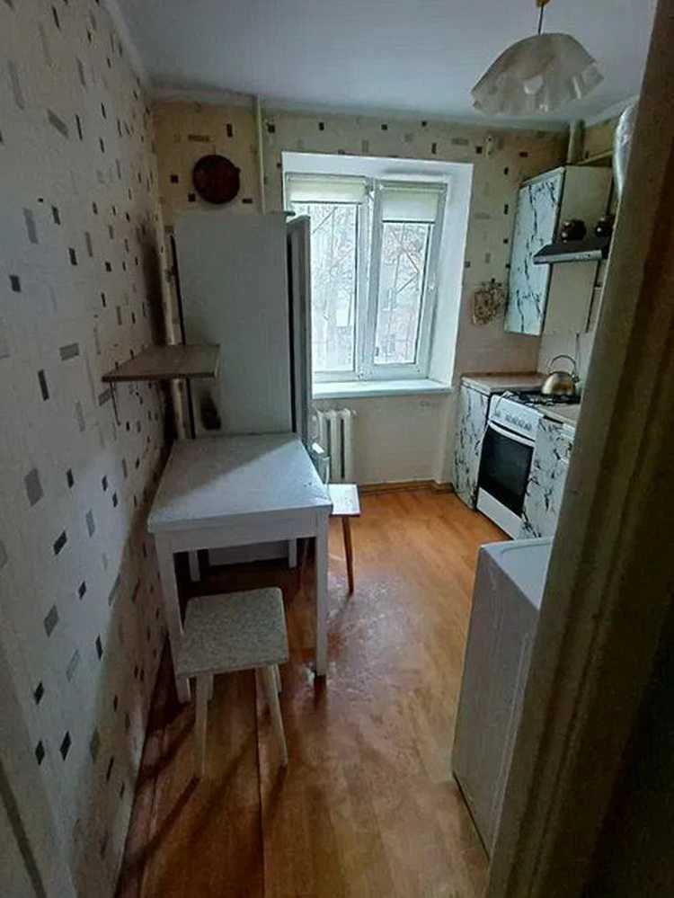 baz-06 Продам 1 комнатную на Сегедской