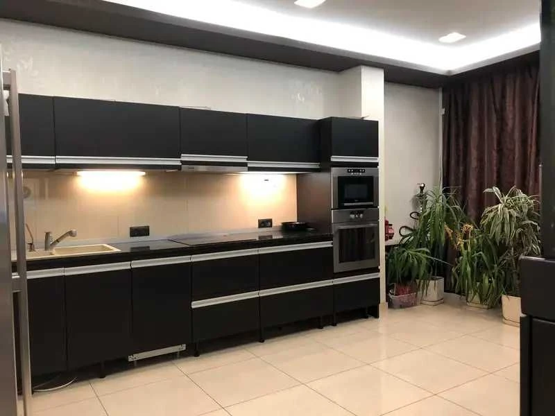 2-комнатная квартира 90М² у ЖК Исток, 6 ст. Фонтана • 10/16