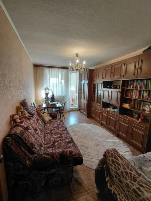 E S3 3-room apartment for sale, Sobornosti Ukrainy Street, 253