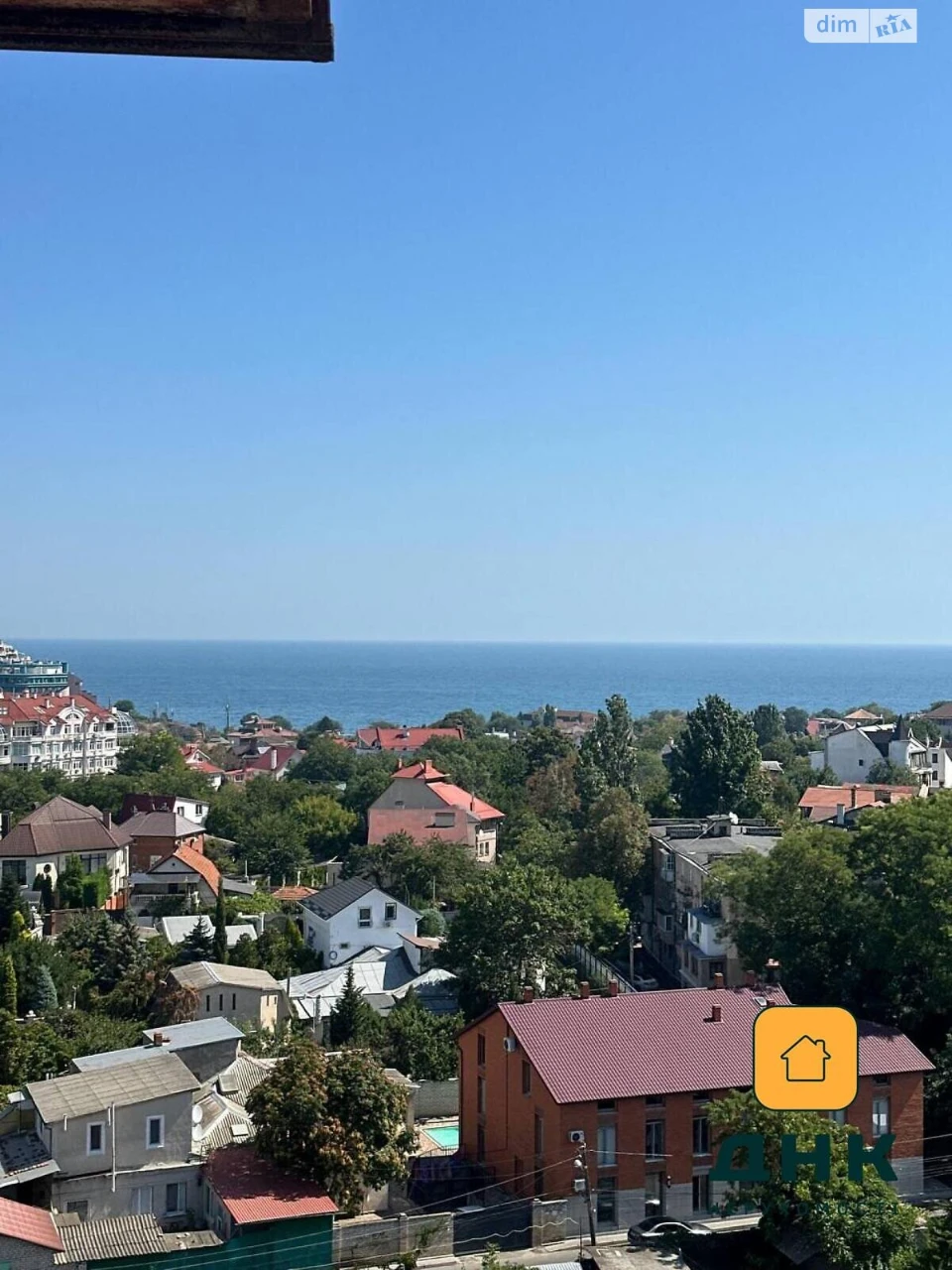 Продаж Квартира Середній Фонтан