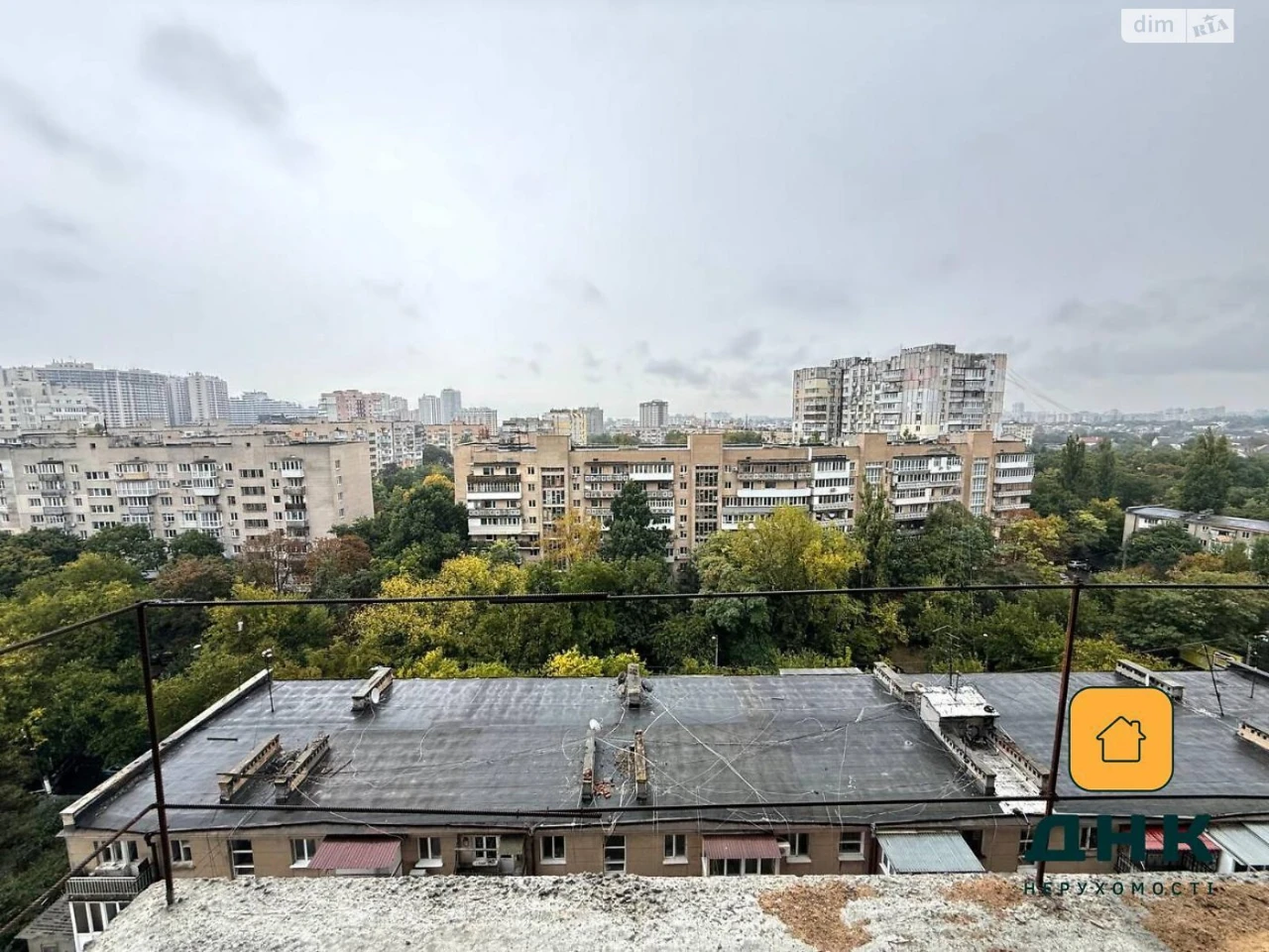 Продаж Квартира Середній Фонтан