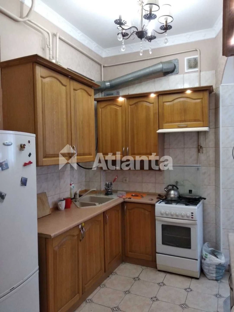 В продаже 4-комнатная квартира на 1 этаже с большим балконом