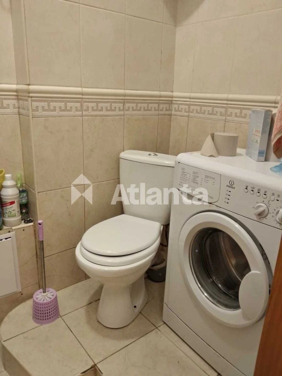 В продаже 4-комнатная квартира на 1 этаже с большим балконом