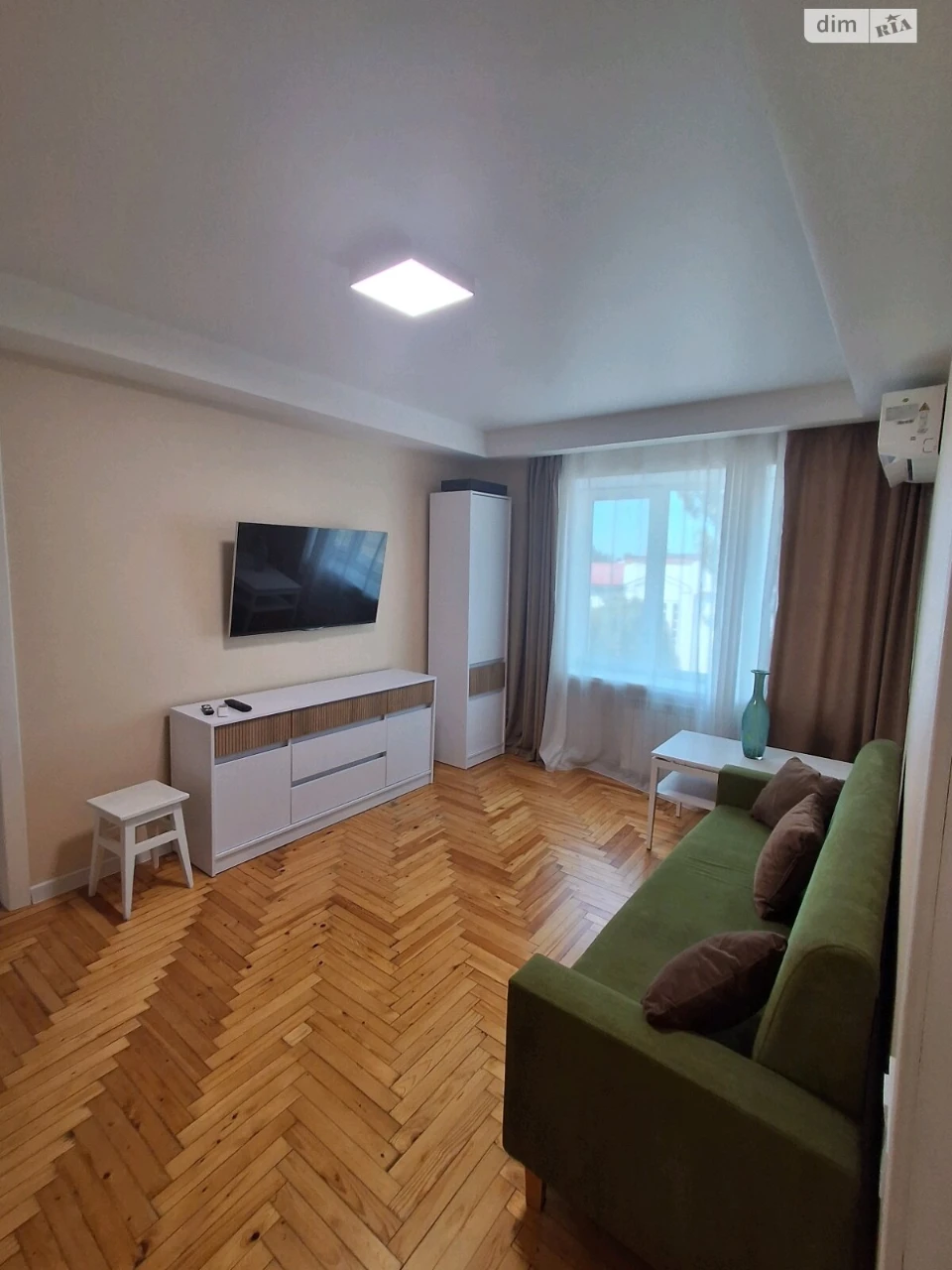 Long-Term Rental Apartment Oleksandrivskyi (Zhovtnevyi)