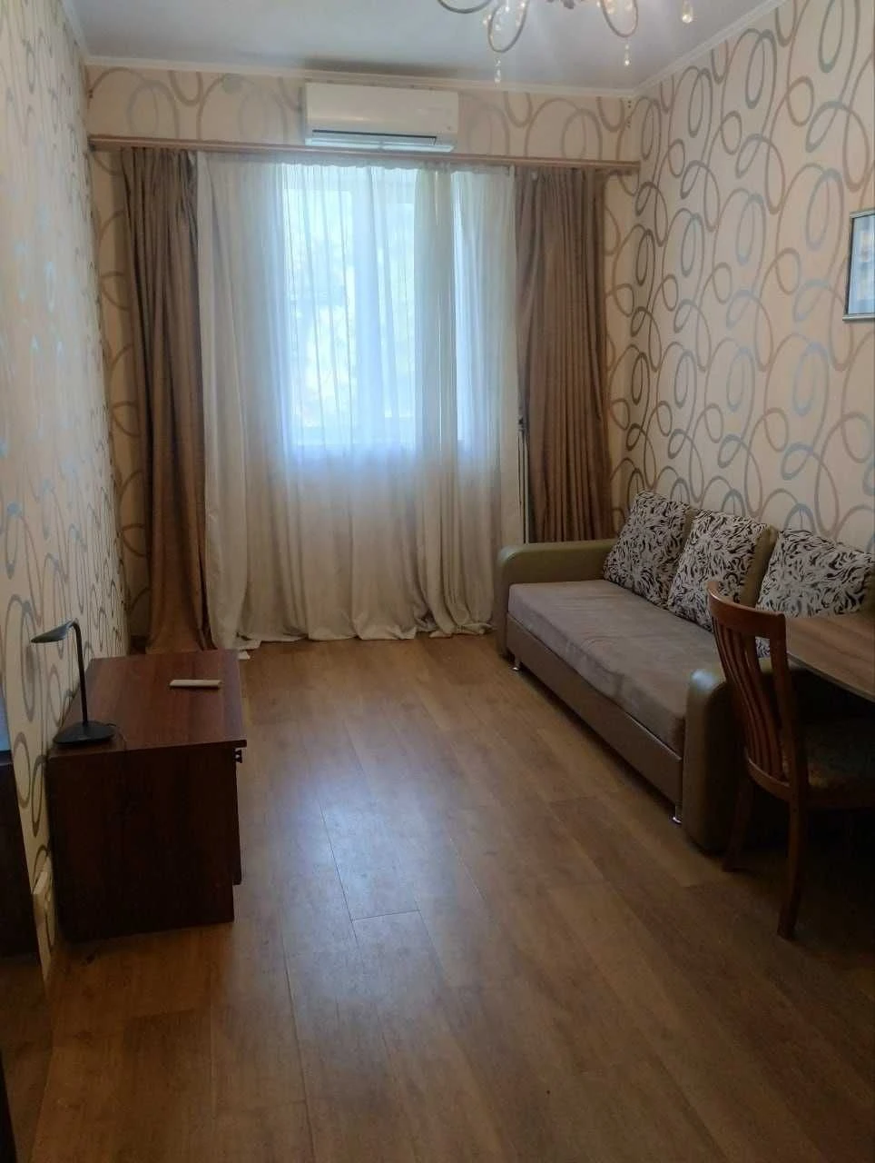 Просторная квартира в центре на Кузнечной / Л. Толстого