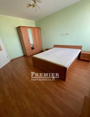 Терміновий продаж! 2х кімнатна квартира 80м2 Ремонт Добровол