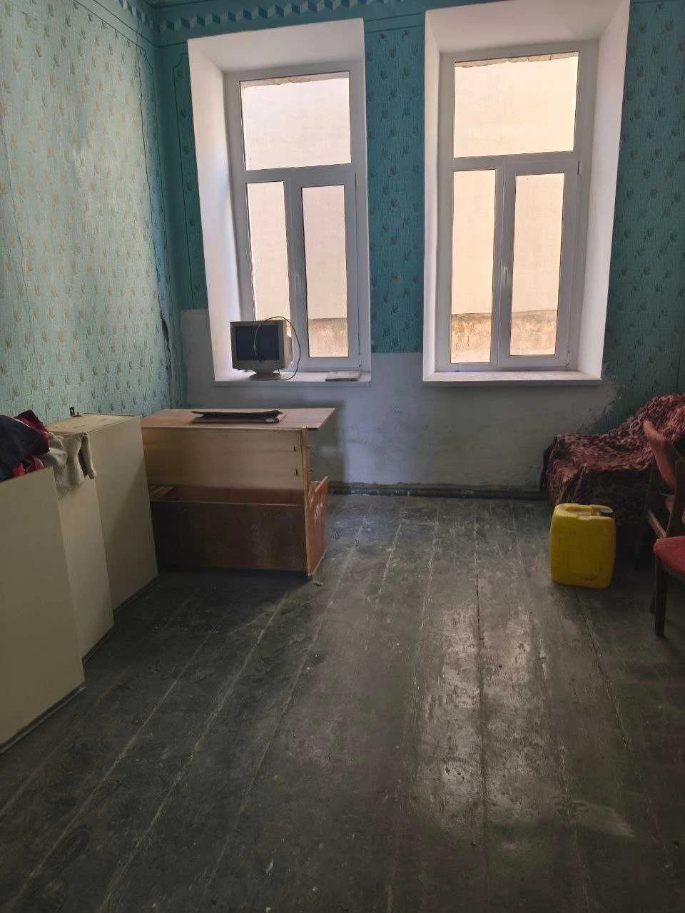 Продам красивую 4-х комнатную красивую квартиру в центре Оде