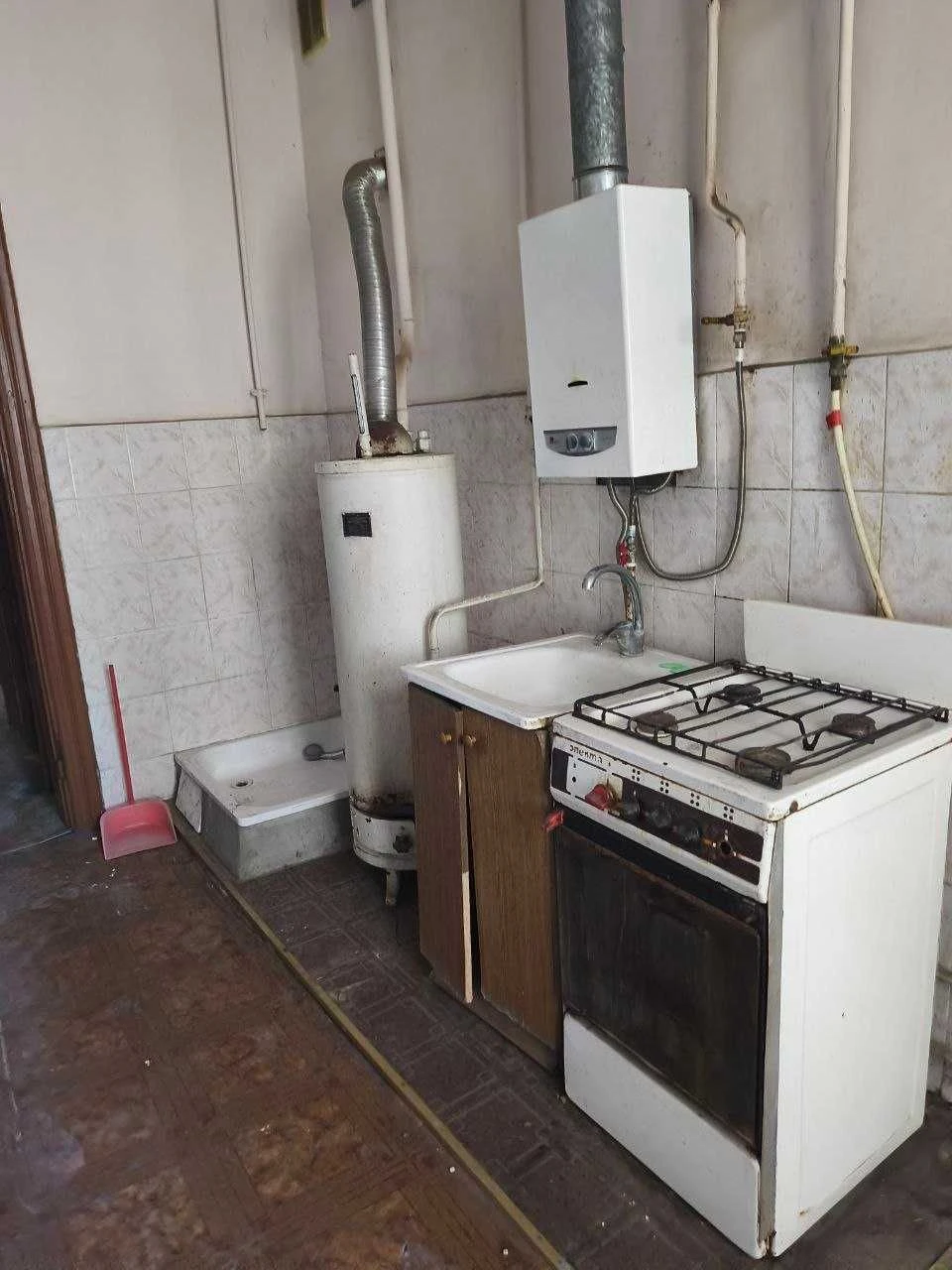 Продам красивую 4-х комнатную красивую квартиру в центре Оде
