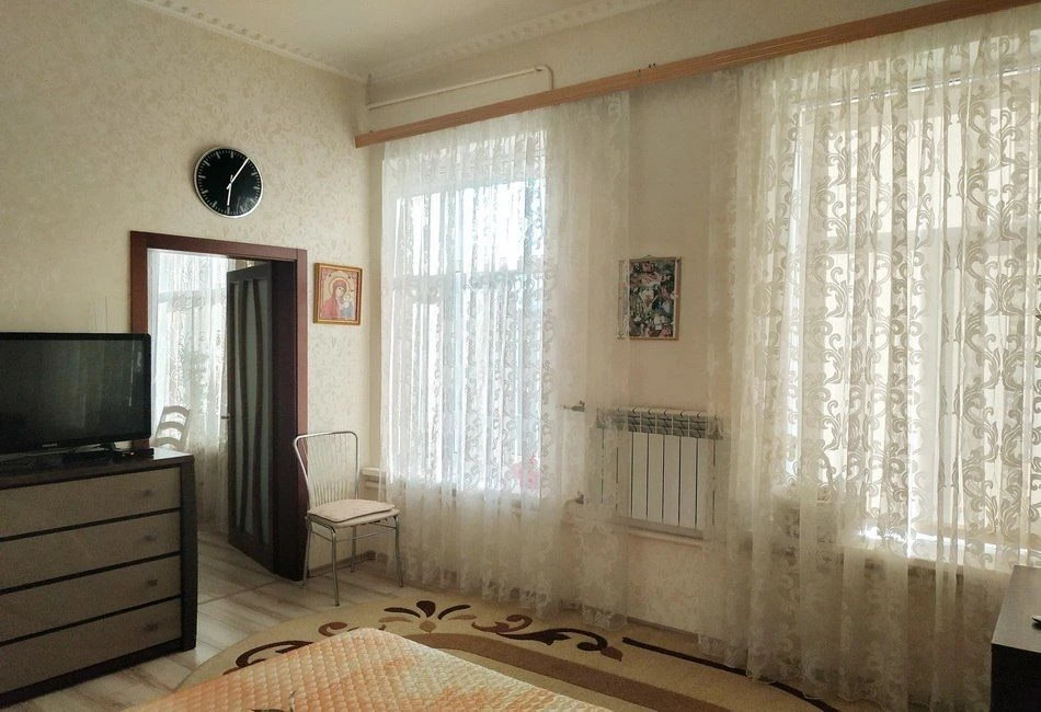 Shev-02 Квартира в центре города в роскошном доме