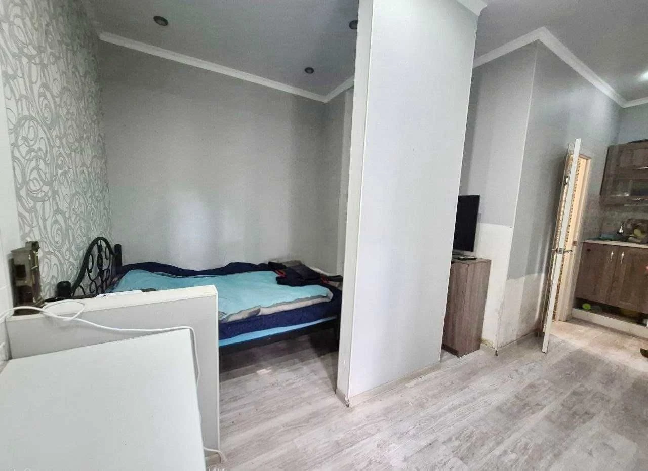 baz-06 продам 1 кімнатну з ремонтом у центрі