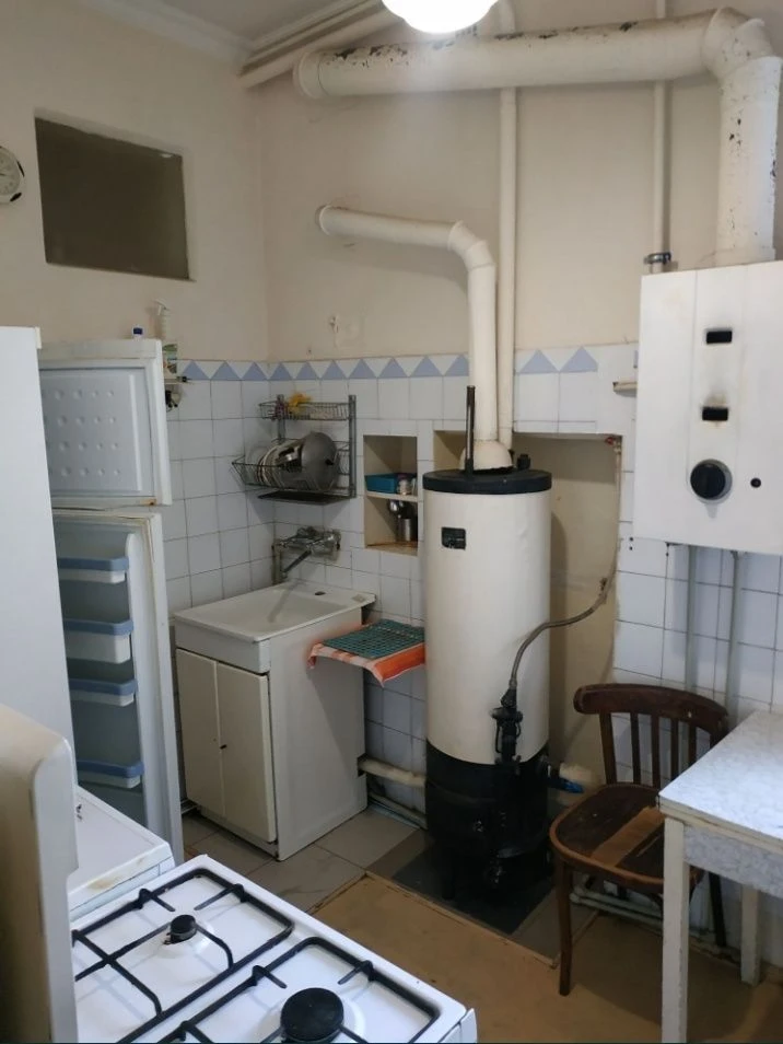Продам свю 2к квартиру в центре ул Ватутина 13.4