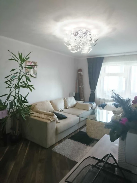 Продам красивую квартиру на Вузовском