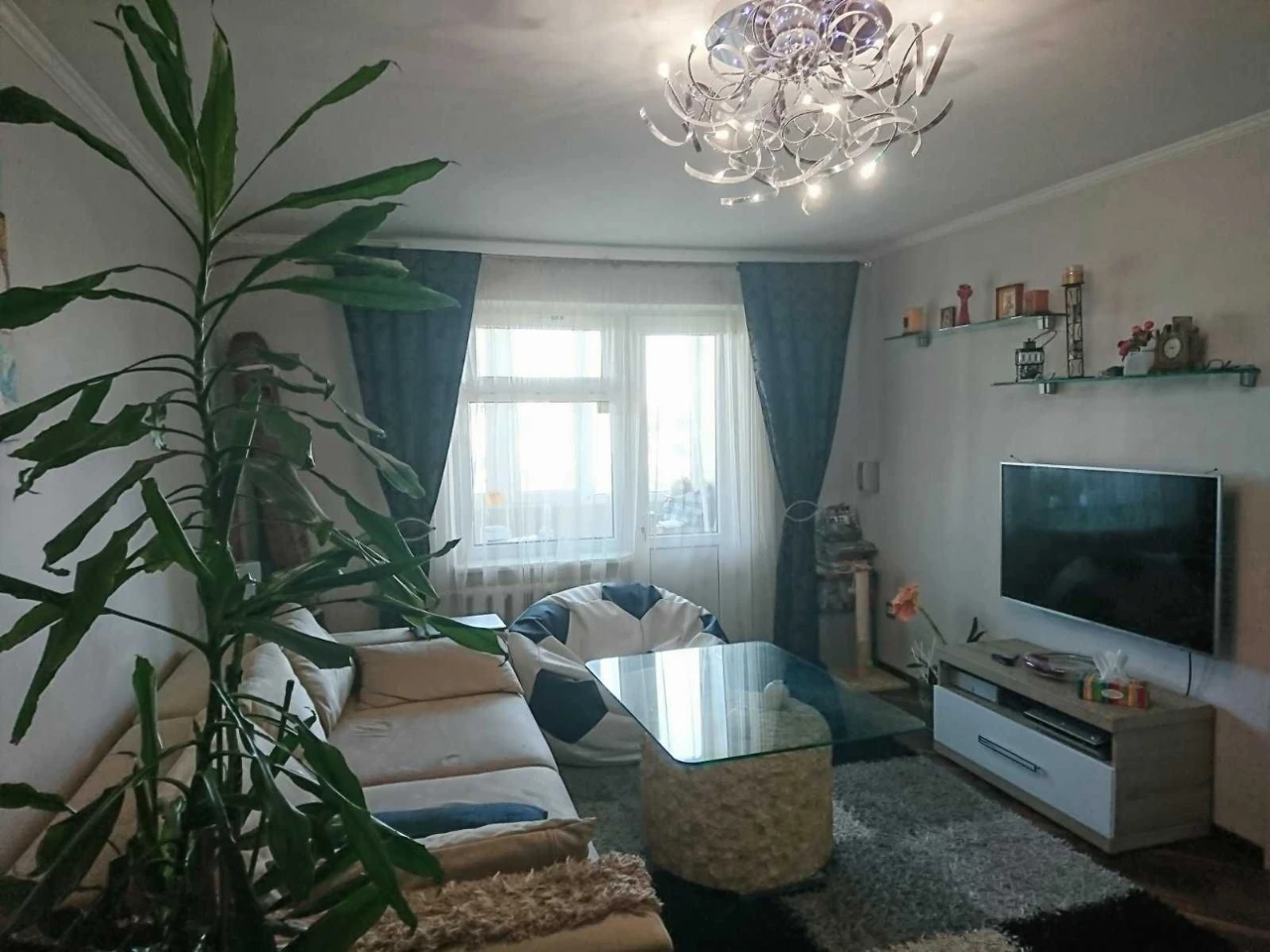 Продам красивую квартиру на Вузовском
