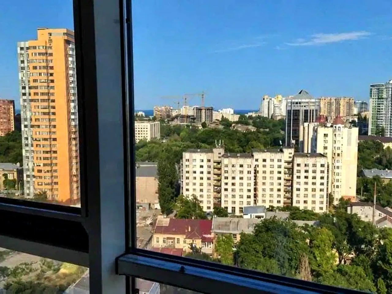 Продаж квартири 2-кімн. 63 м² 16/24 пов.