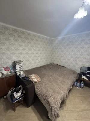 Продам 2-кімнатну квартиру на вул. Розкидайлівській (3-380-3