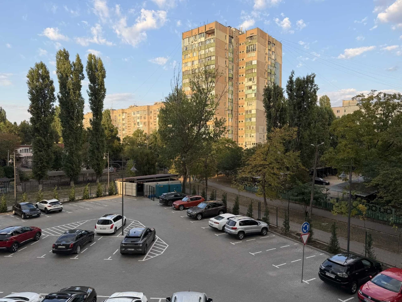 Продам 1-к 40 м² с ремонтом на Глушко. Без комиссии. Рассроч