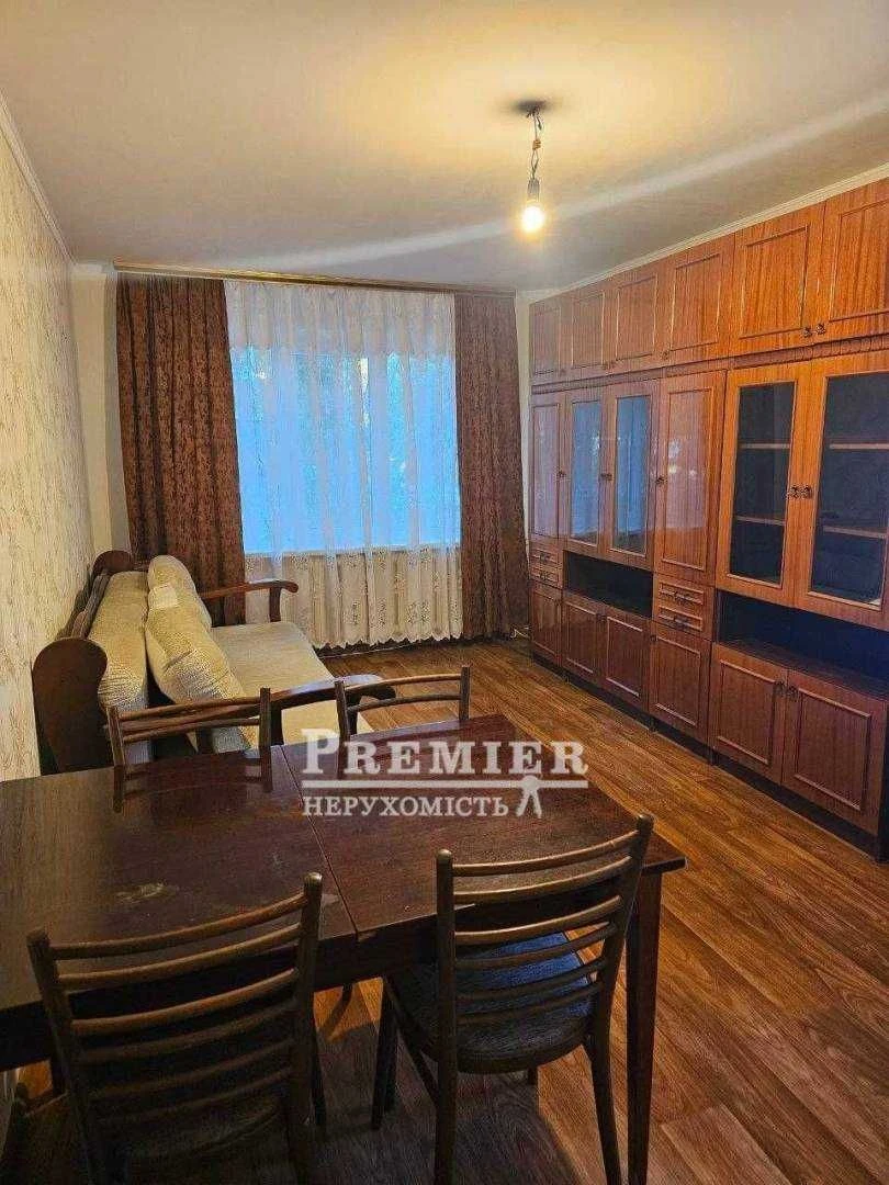 3-кімнатна квартира на Таїрова, ремонт, зручний поверх