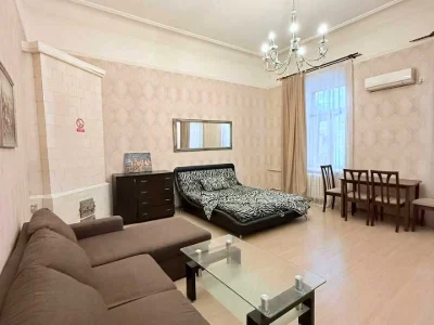 Квартира. Одеса, Університетська вул.
