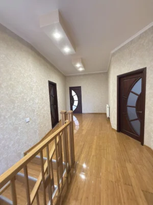 Продам дом на Фонтане , 6 соток . К морю 10 минут пешком .