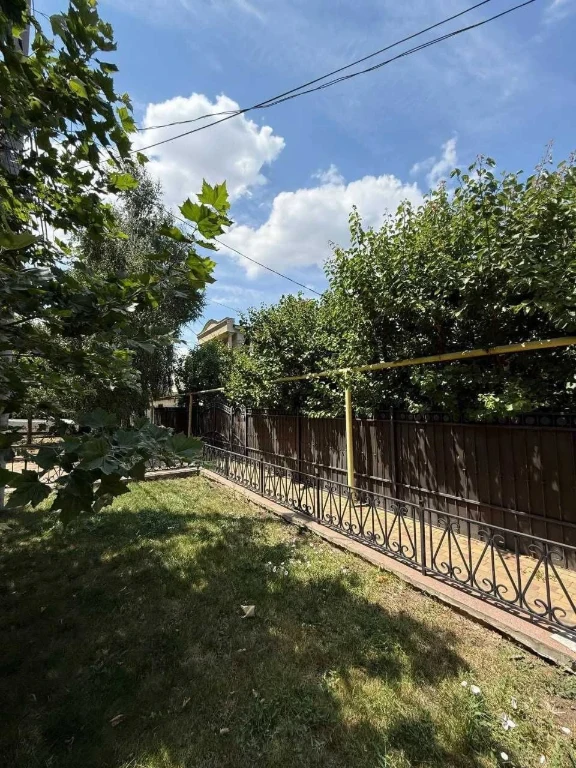 Продам ділянку 8 соток під власний будинок на Фонтані