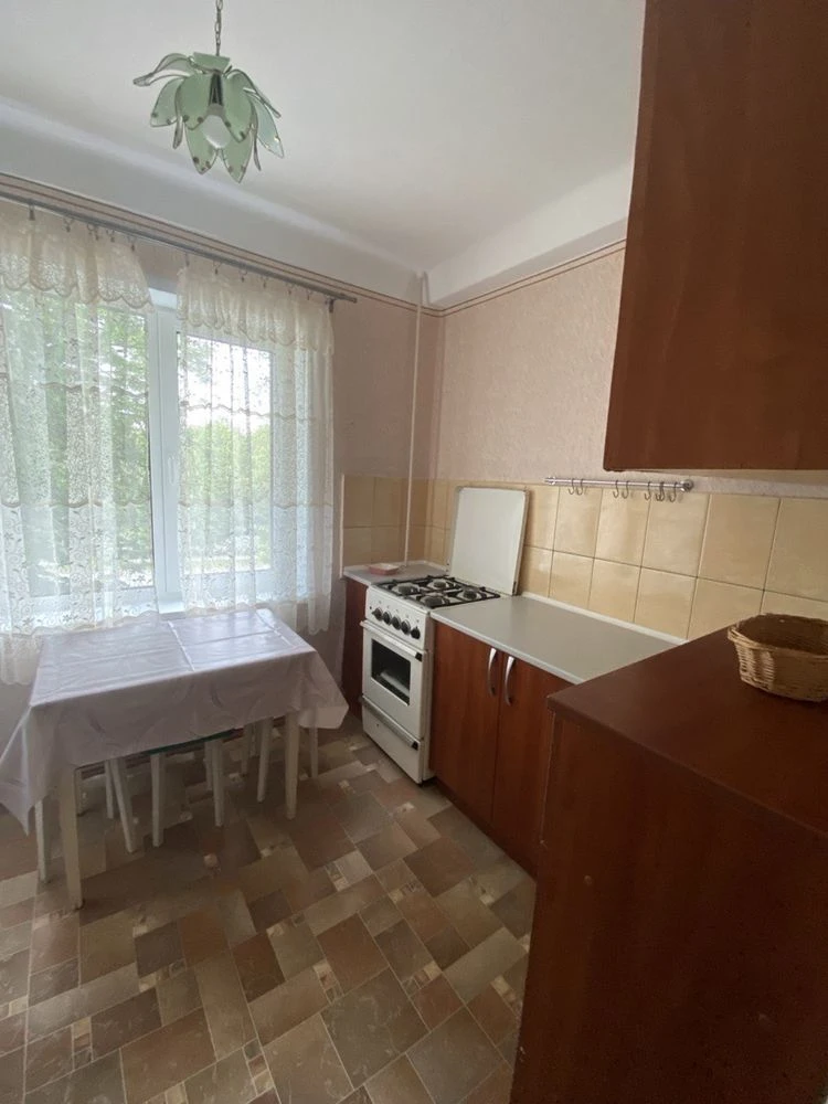 Продам 1 кімнатну квартиру Чарівна 127