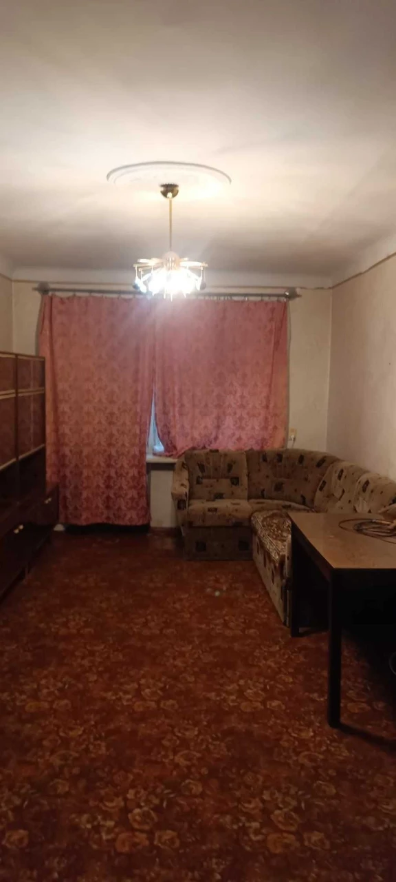 Продается 2к квартира в центре р-н 5гор.больницы