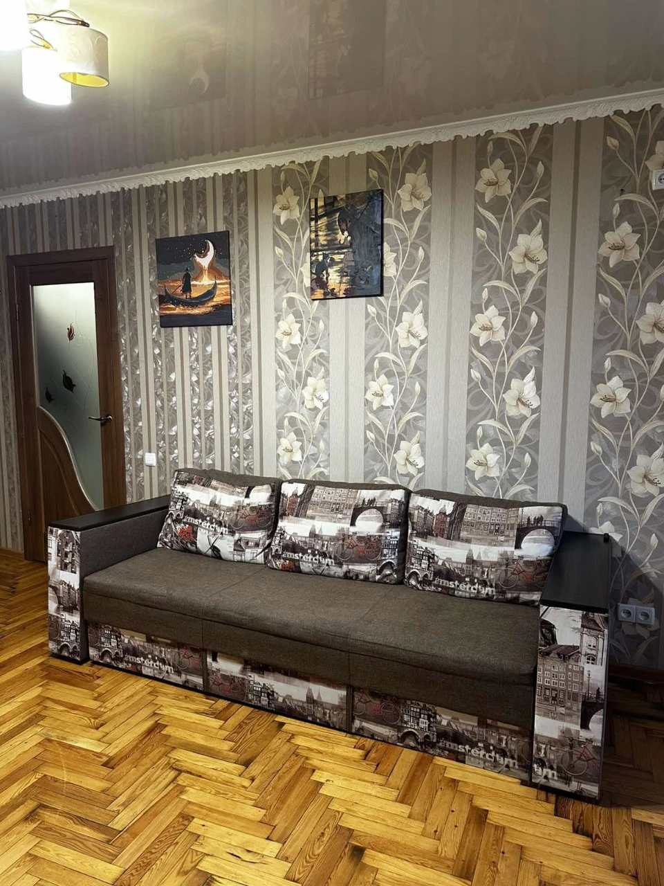 Продається велика 1-кім квартира 40-ка в Хортицькому районі
