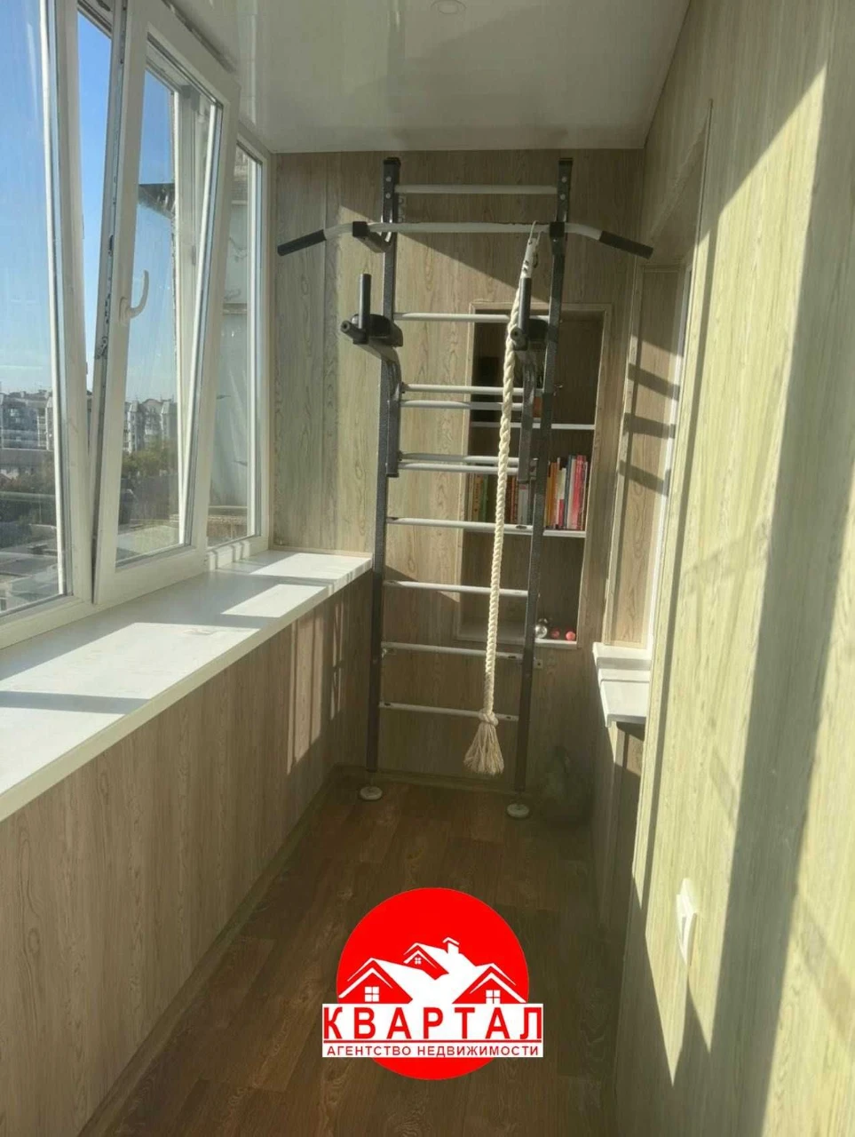 Продажа 4-х к. квартиры 80кв.м. с ремонтом р-н ЗНУ,  мебель