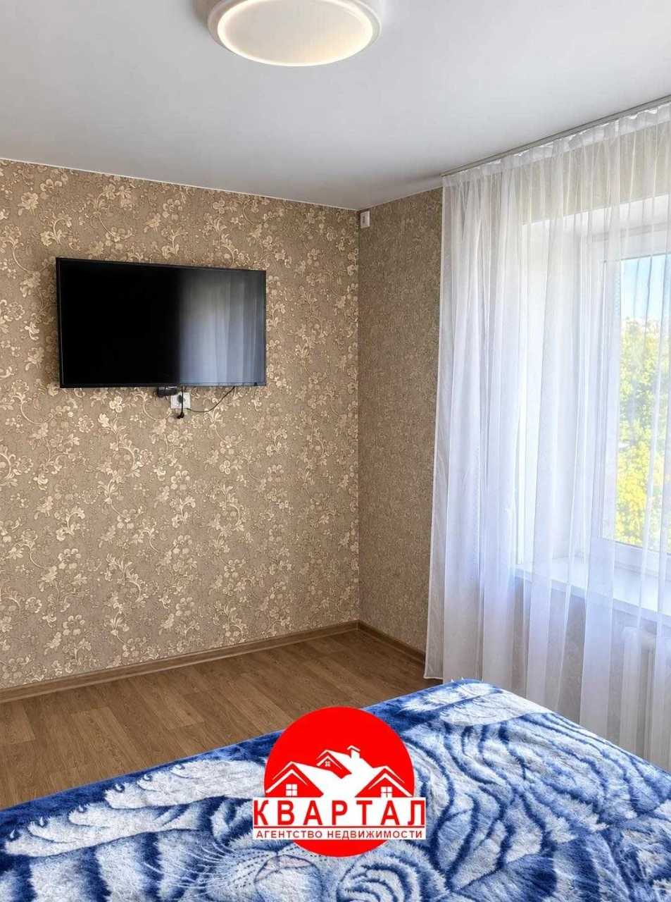 Продажа 4-х к. квартиры 80кв.м. с ремонтом р-н ЗНУ,  мебель